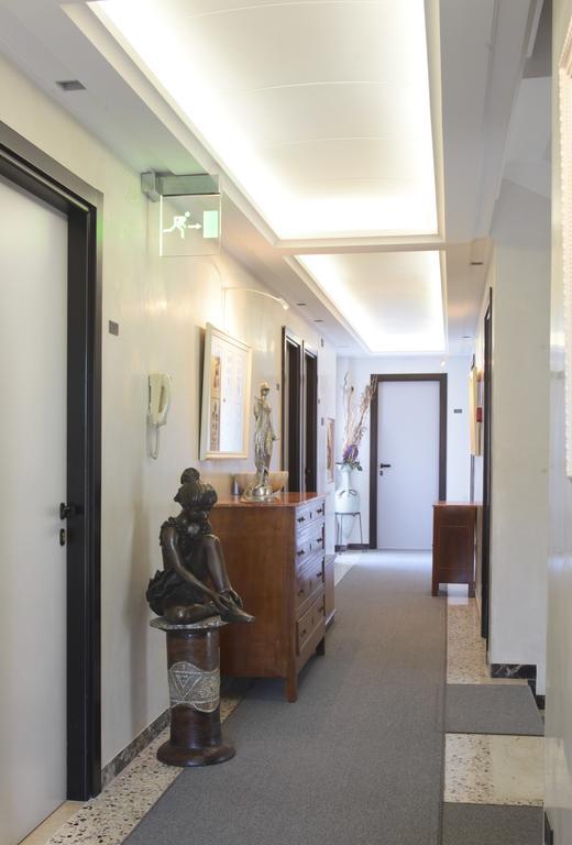 Hotel Nautilus à Riccione Extérieur photo