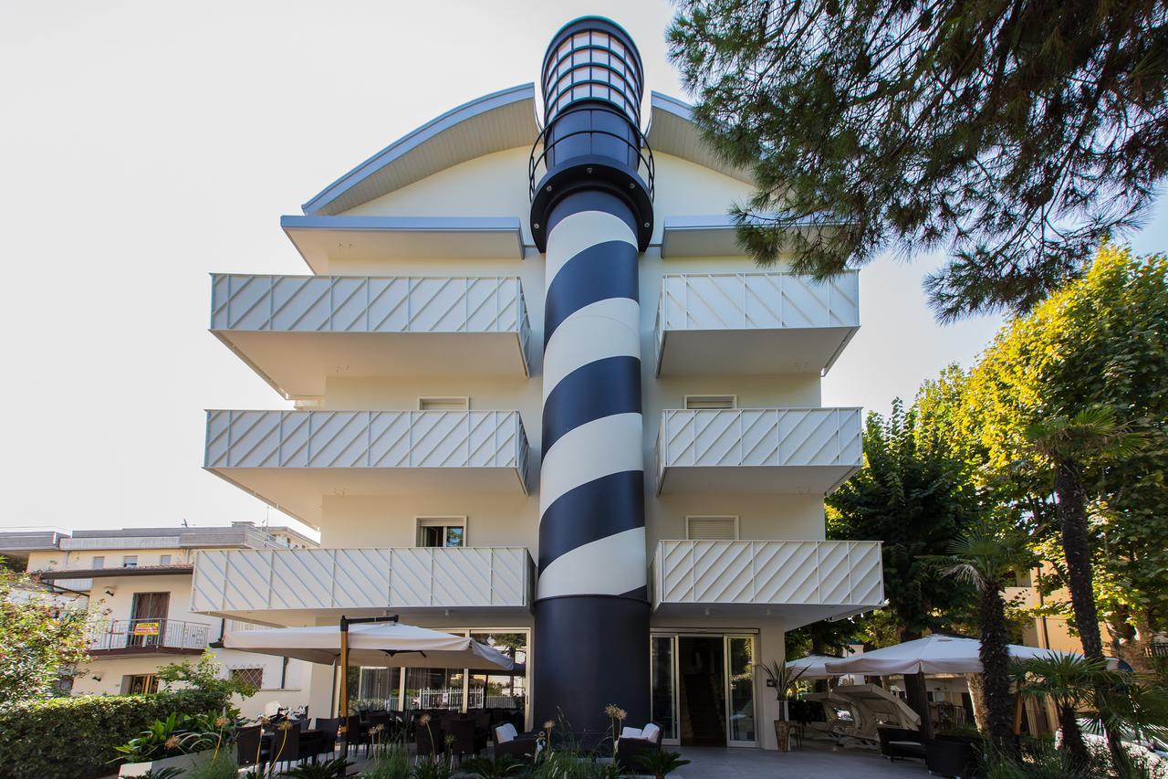 Hotel Nautilus à Riccione Extérieur photo